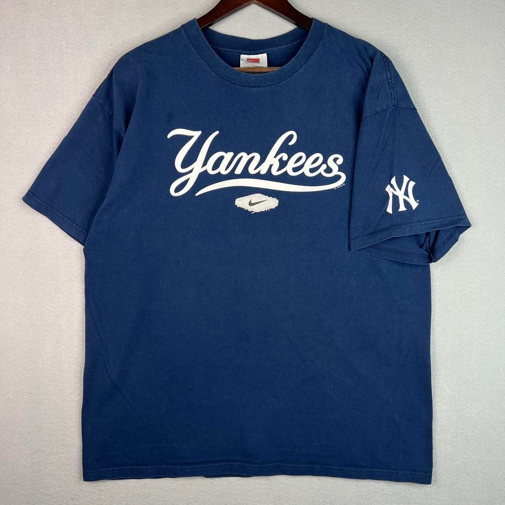Vintage New York Yankees MLB Baseball Nike Center Swoosh Blue Tee Shirt 2006 L